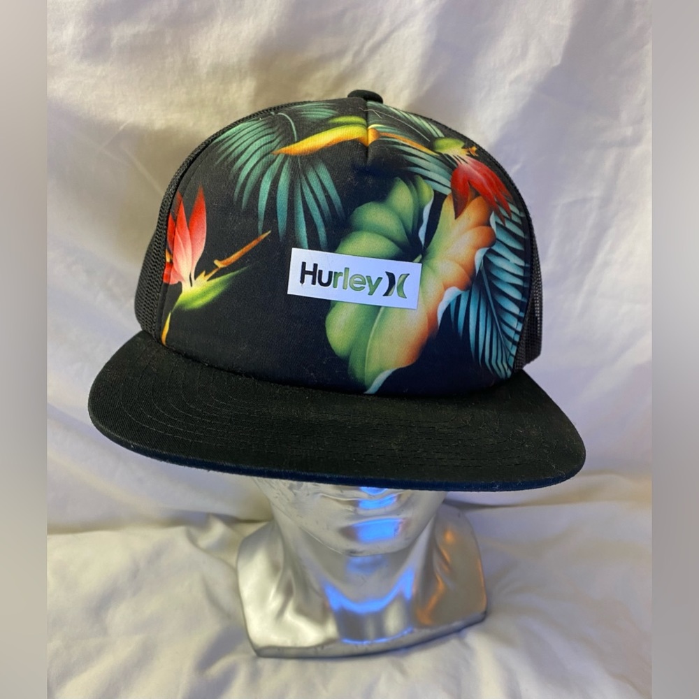 NEW! Hurley Hat